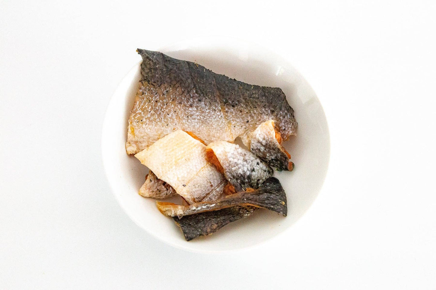 Dehydrated Salmon Skin Twists